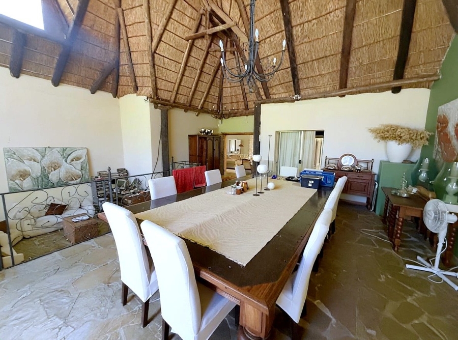 4 Bedroom Property for Sale in Griekwastad Northern Cape